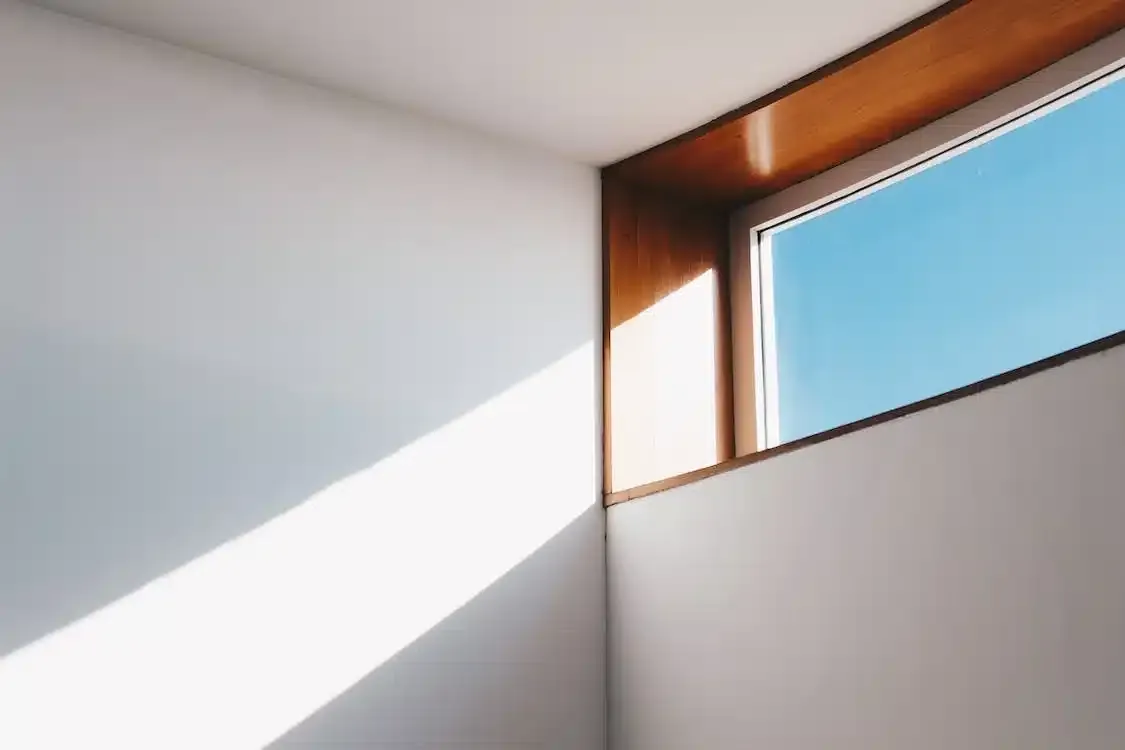 How Windows and Outdoor Shade Work Together